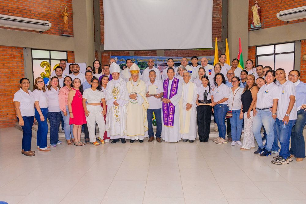PDPMM RECIBE DISTINCION SAN PEDRO CLAVER POR SUS 30 AÑOS PRESENTE EN EL MAGDALENA MEDIO - Imagen 1