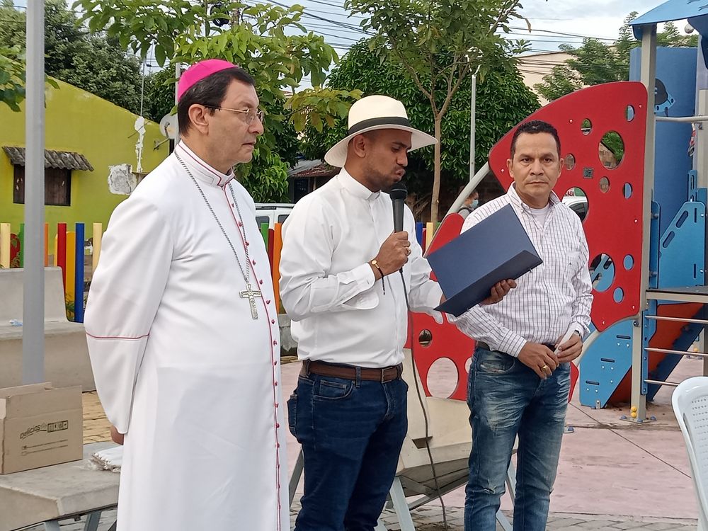 PLEGARIA POR LA PAZ ILUMINÓ CAMINOS DE SAN SILVESTRE EN BARRANCABERMEJA - Imagen 4