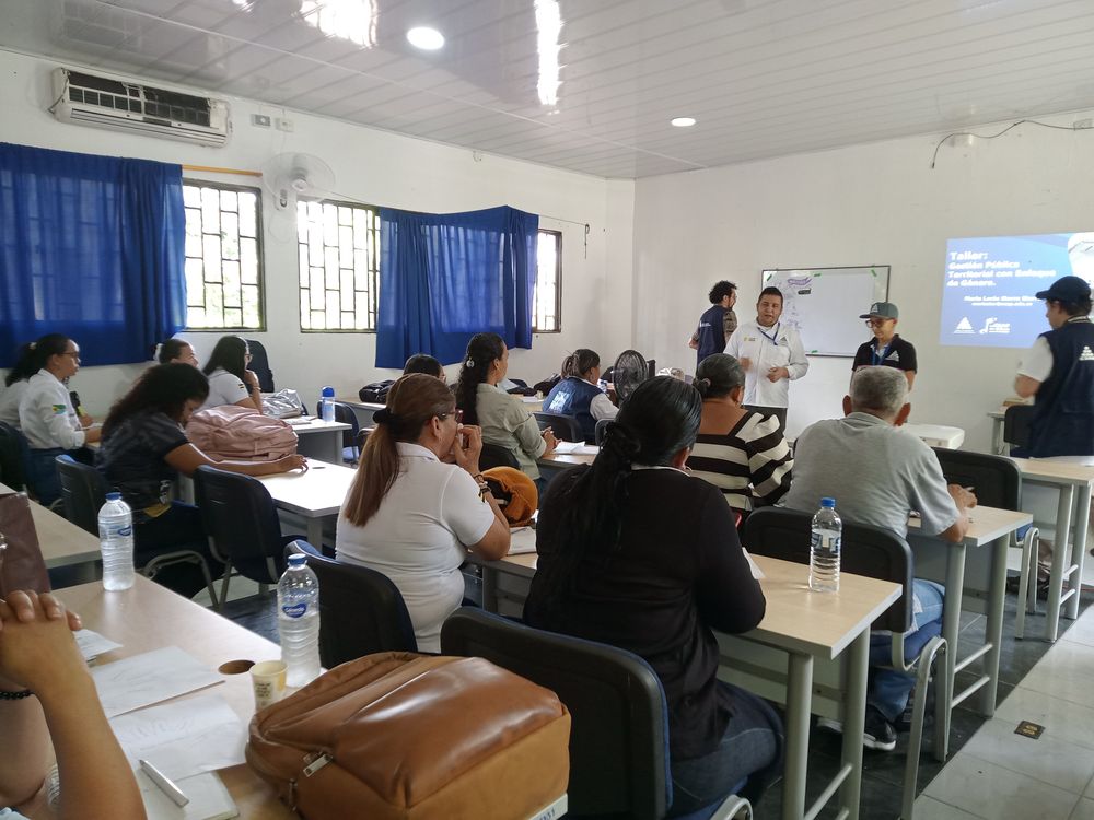 INICIA EN SANTA ROSA DEL SUR DIPLOMADO SOBRE MUJERES, POLÍTICA Y PODER