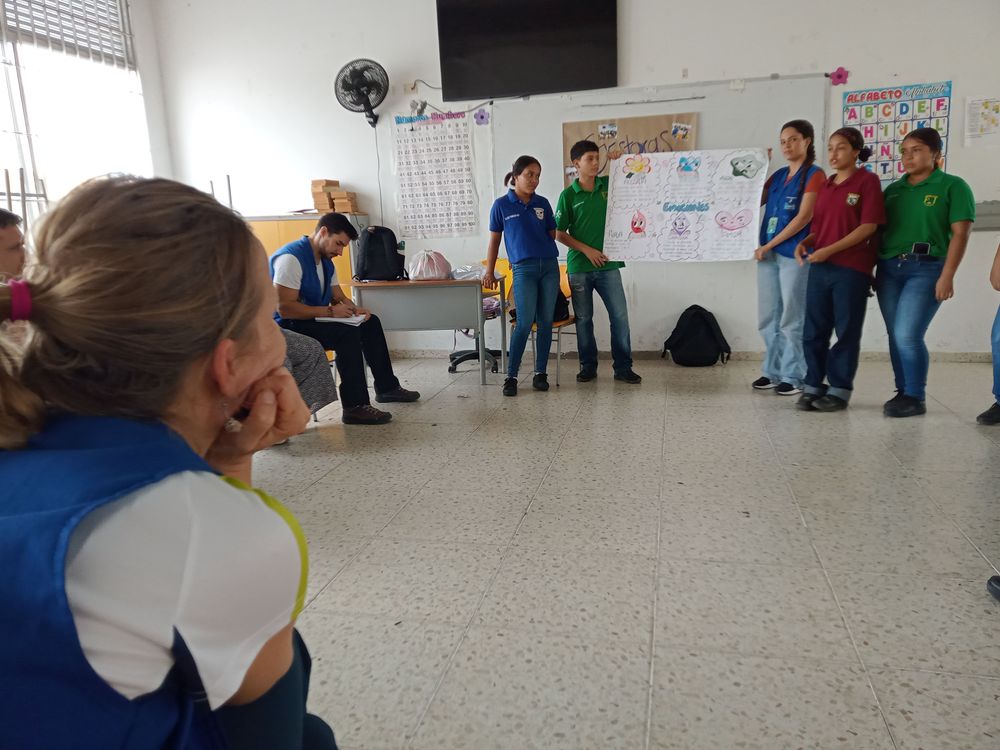 SEMBRANDO PAZ DESDE EL AULA: JÓVENES QUE TRANSFORMAN SU HISTORIA - Imagen 3