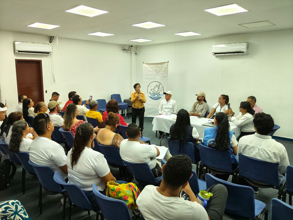 Primer encuentro regional de consejeros de paz
CONSEJOS TERRITORIALES DE PAZ DEL MAGDALENA MEDIO TRAZAN NUEVOS CAMINOS DE ARTICULACIÓN REGIONAL

 - Imagen 8