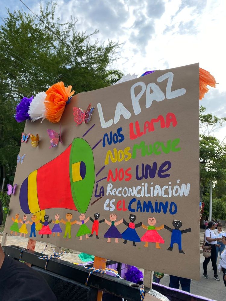 CUANDO CAMINAMOS JUNTOS, LA ESPERANZA ABRE CAMINO EN BARRANCABERMEJA - Imagen 2